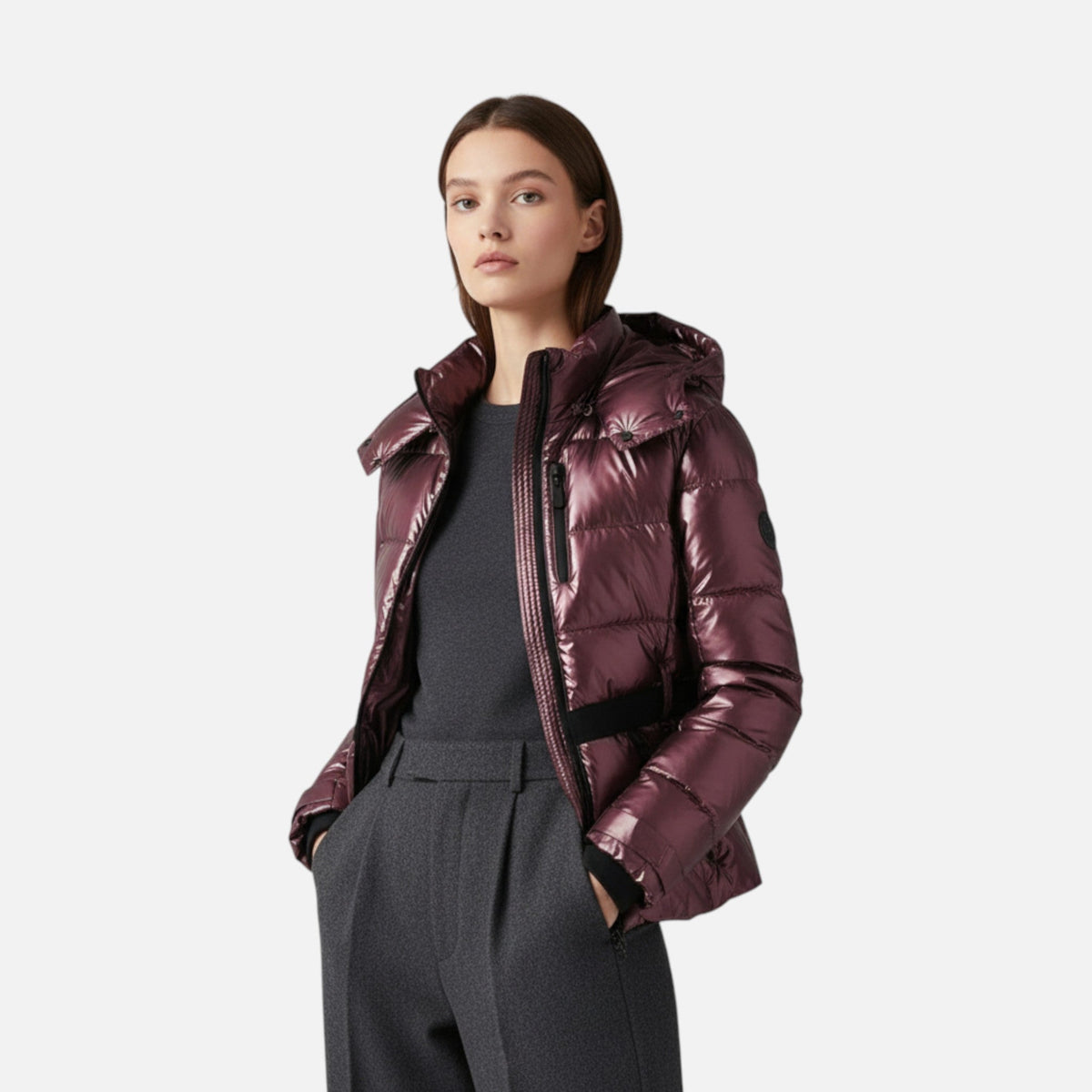 Women's Fitted Ski Jacket with Hood and Insulated Water Repellent Polyester Shell