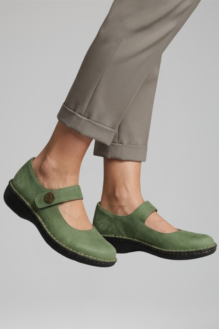 Women's Mary Jane Flats with Adjustable Strap Rounded Toe and Stitched Edge Detail